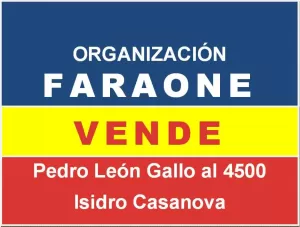 CASA.- CALLE PEDRO LEON GALLO AL 4000