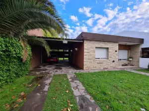 Hermosa casa en Patria 170, plena zona centrica de Glew