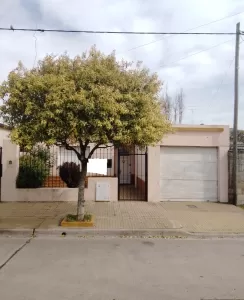VENDE CASA EN PUEBLO NUEVO