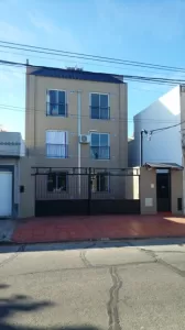 Monoambiente en venta en planta baja en Haedo Norte