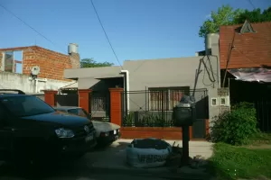 CASA Y DEPARTAMENTO EN VENTA EN ITUZAINGO