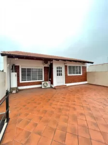 CASA 4 AMBIENTES EN DOS PLANTAS