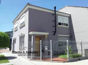 Casa en San Andrés 4 amibientes