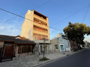 Departamento 2 ambientes al frente