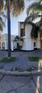 Casa de dos plantas en hermosa zona de Villa Bosch!!!