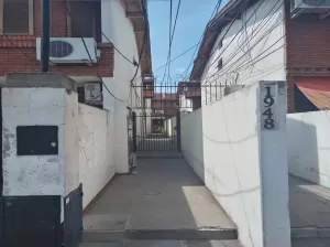 Duplex de dos ambientes en venta en Villa Luzuriaga