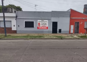 CASA  3 AMB CON FONDO