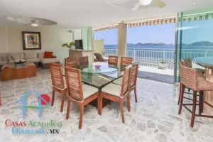 Depa de playa. Terraza con vista al mar