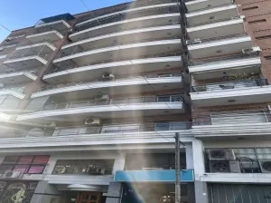 VENTA EXCELENTE AMPLIO DEPTO 3 AMBIENTES