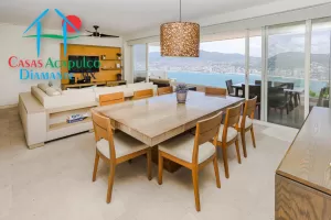 Terraza con vista a la bahía