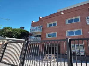 Departamento de tres ambientes en Haedo Sur
