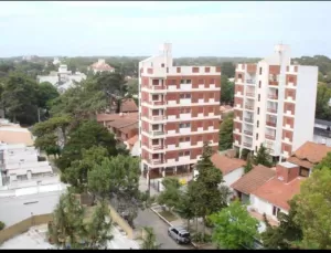 DEPARTAMENTO 2 AMBIENTES C/BALCON - A 300 M. DE LA PLAYA