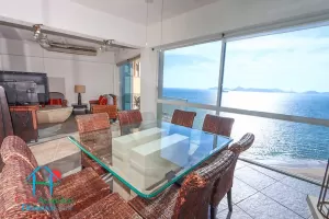 Depa De Playa. Terraza Con Vista Al Mar