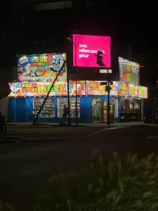 Importante local comercial en esquina Ayacucho y Peron