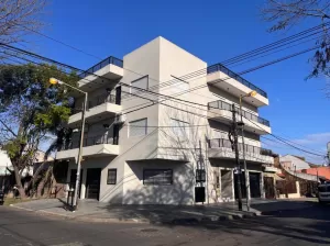 Alquiler  Depto 2 amb - Campichuelo esquina Zárate.