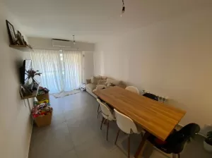 OPORTUNIDAD! Departamento 2 ambientes c/ balcon