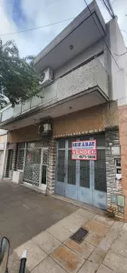 EN BLOCK SOBRE LOTE 8.66 X 43. PB LOCAL, 3AMB GARAJE PASANTE