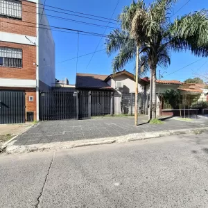 CHALET 4 AMB CON GARAGE Y PARQUE