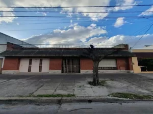 CASA 3 AMB EN LOTE DE 200M2 MARTIN CORONADO