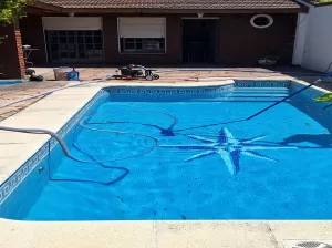 CASA  4 AMBIENTES PILETA QUINCHO COCHERAS S !!!
