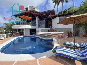 Casa con Jardín, alberca y jacuzzi