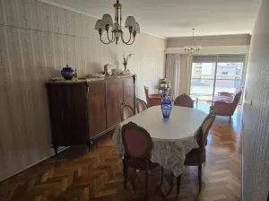 Caballito: 4 amb con balcón, depcia y cochera. u$s 270000