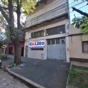 GALPÓN 620 M2 EN DOS PLANTAS