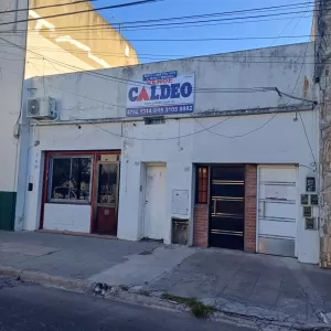 DPTO 3 AMB 1ER PISO CON PATIO Y TERRAZA