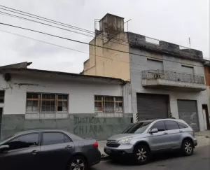 Galpón 930 m2 con 2 Deptos. 250 m2