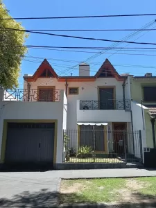 HERMOSA CASA DE CUATRO AMBIENTES BARRIO GOLF SAN ANDRES