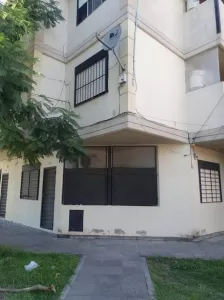 DEPARTAMENTO 2 AMB CON PATIO + COCHERA DOBLE ILLA BOSCH