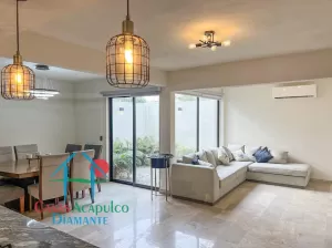 Casa con roof garden cerca de las mejores playas de Acapulco