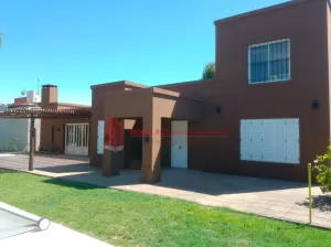HERMOSA CASA QUINTA