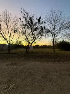 GRAN LOTE EN BARRIO LA QUEBRADA