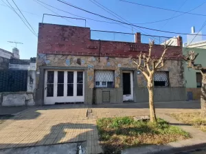 CASA 3 AMBIENTES LOTE PROPIO C/GARAGE