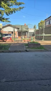 CASA EN LOTE 10 X 20 3 AMBIENTES