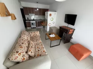 Depto en Alquiler amoblado- 2 amb con balcón- V Ballester