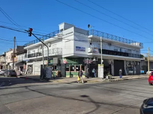 COMPLEJO DE DEPARTAMENTOS Y LOCALES EN BLOCK O POR SEPARADOS
