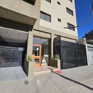 DEPTO 2 AMB A ESTRENAR SOBRE LA AVENIDA