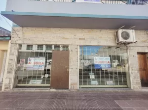 ¡Oportunidad unica! Local comercial frente Centro Municipal