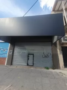 EXCELENTE LOCAL 136M2 EN ESQUINA   PERON Y FLORIDA  PODESTA