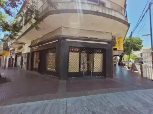 Local Comercial en Esquina - cerca Estación Villa Ballester