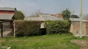 Casa con escritura en Villa Paris