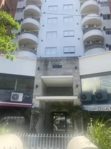 DEPARTAMENTO DOS AMBIENTES CON RENTA