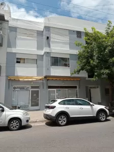 Dos ambientes céntrico con gas natural