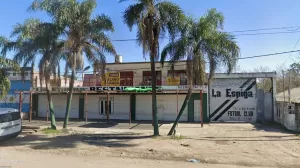 Locales sobre Av. Yrigoyen, Glew