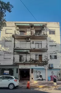 V.BALLESTER- CENTRO -DEPTO 3 AMB. CON PATIO