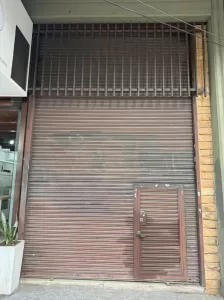 local 25 mts2
