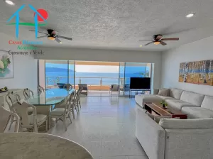 Departamento con 3 recámaras y terraza con vista al mar