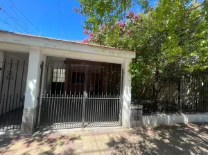 Propiedad en muy buena ubicacion a 200mts de la estacion